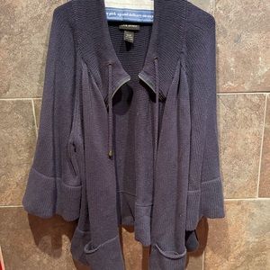 LB Navy Sweater - Short Sleeves